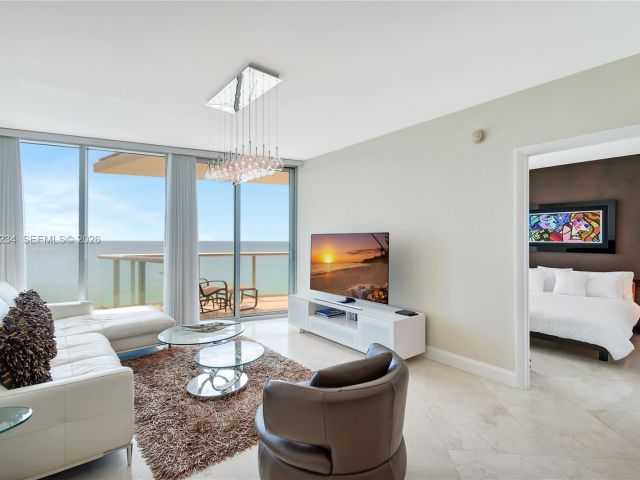 Квартира в аренду номер2006 - фото 7513823