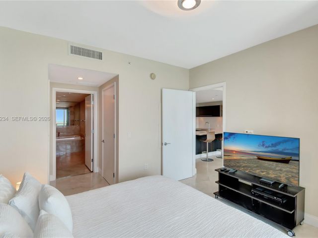 Квартира в аренду номер2006 - фото 7513830