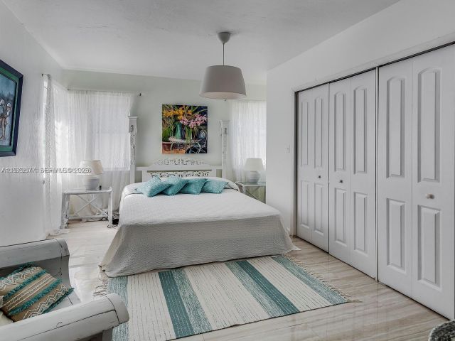 Дом в аренду по адресу 6910 Rue Notre Dame 0 - фото 7468717