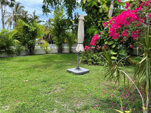 Дом в аренду по адресу 6910 Rue Notre Dame 0 - фото 7468719