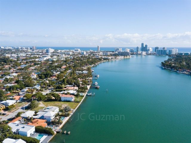 Дом в аренду по адресу 6910 Rue Notre Dame 0 - фото 7468720