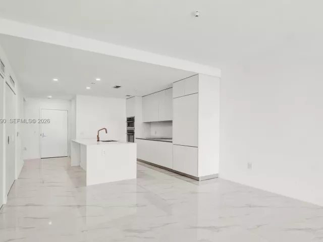 Продажа квартиры #4102 - фото 7489184