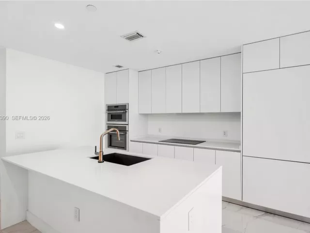 Продажа квартиры #4102 - фото 7489192