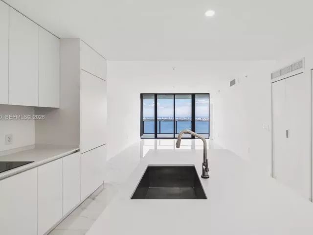 Продажа квартиры #4102 - фото 7489180