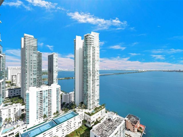 Квартира в аренду номер3403 - фото 7493354