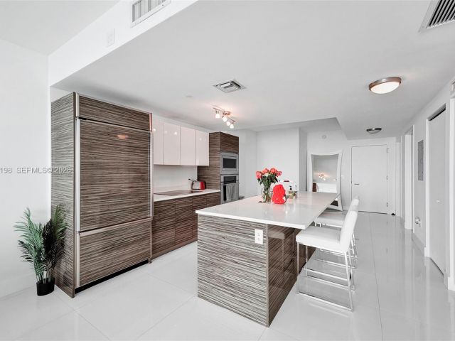 Квартира в аренду номер3403 - фото 7493359