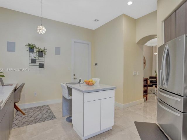 Дом в аренду по адресу 1529 Shoreline Way 1529 - фото 7473433