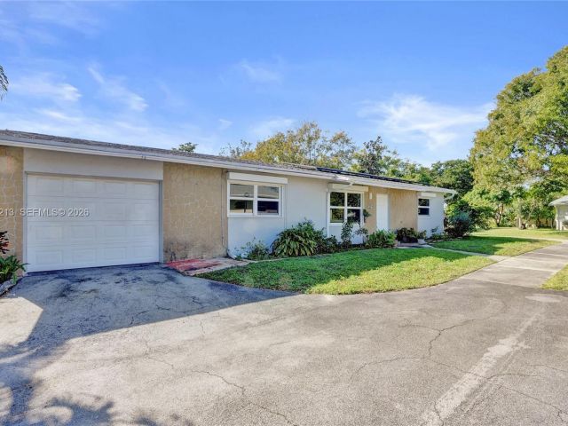 Дом в аренду по адресу 2621 SW Natura Ave - фото 7450527