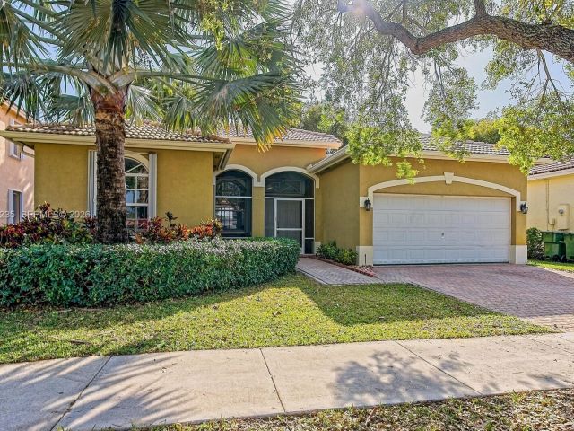 Продажа дома по адресу 1921 SE 16 Ave - фото 7458966