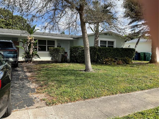 Дом в аренду по адресу 9469 SW 53rd St 9469 - фото 7450787