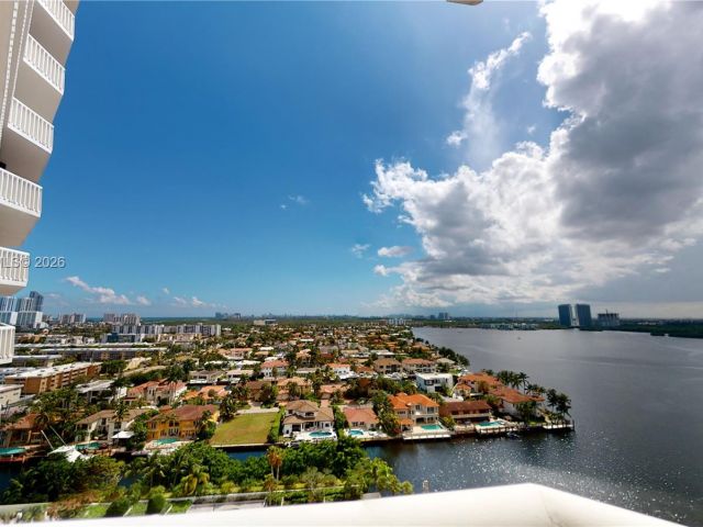 Продажа квартиры #1812 - фото 7487619