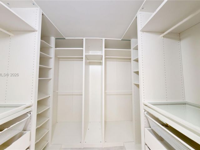 Продажа квартиры #1812 - фото 7487636