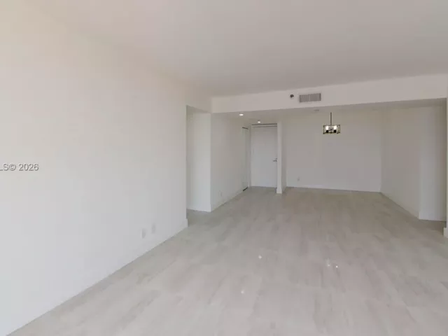 Продажа квартиры #1812 - фото 7487625