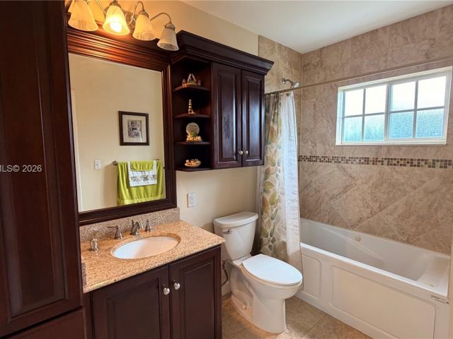 Продажа дома по адресу 4161 SW 97th Pl - фото 7515436