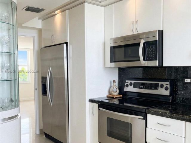 Продажа квартиры #1517 - фото 7497933