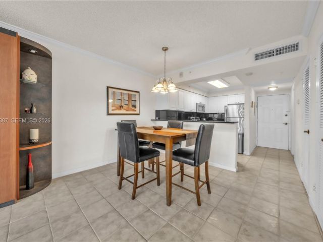 Квартира в аренду номер727(Available April  03) - фото 7477315