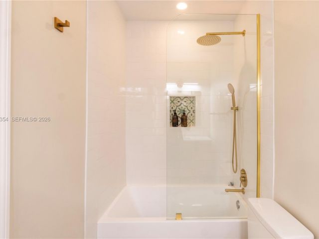 Дом в аренду по адресу 1449 Baracoa Ave - фото 7470974