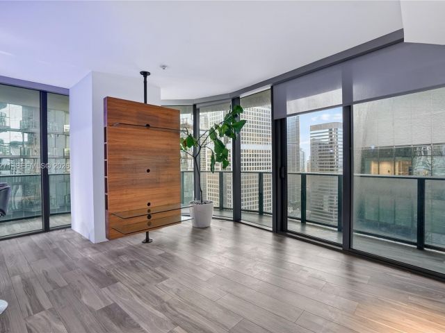 Продажа квартиры #2805 - фото 7452585