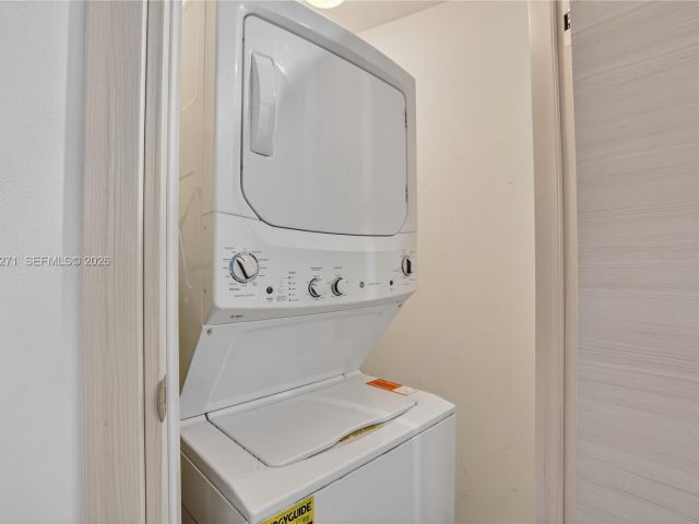 Продажа квартиры #2805 - фото 7452600