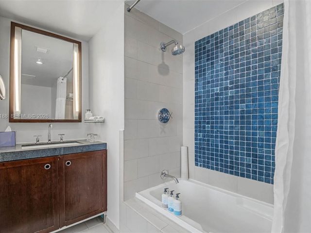 Продажа квартиры # - фото 7495093