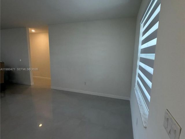 Дом в аренду по адресу 16751 SW 291st Ter 16751 - фото 7459788