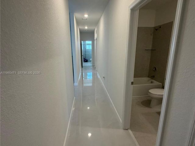 Дом в аренду по адресу 16751 SW 291st Ter 16751 - фото 7459803