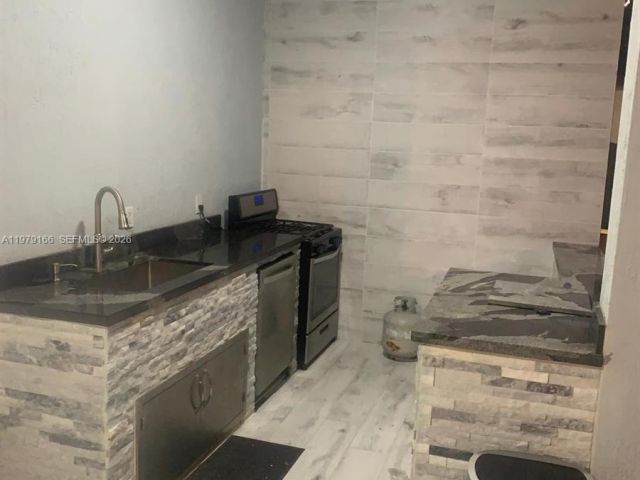 Продажа дома по адресу 1720 NW 110th Ter - фото 7532287