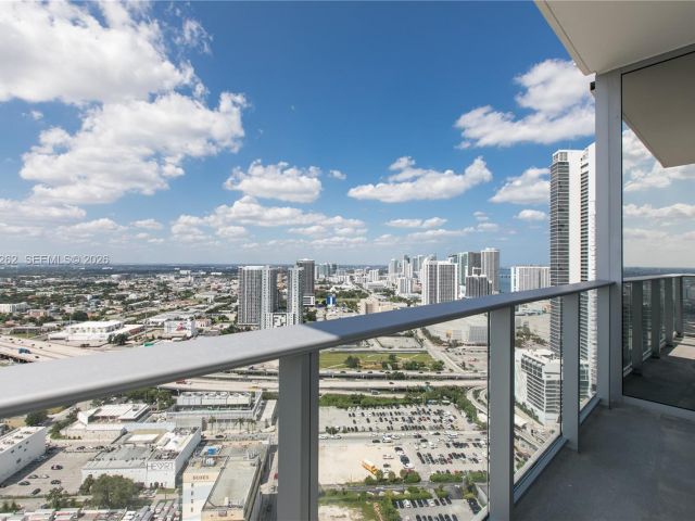 Квартира в аренду номер3402 - фото 7487989