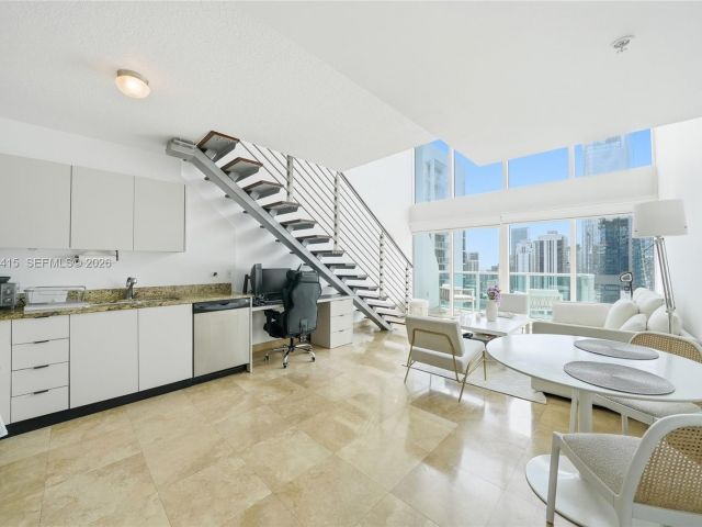 Продажа квартиры #2104 - фото 7490804