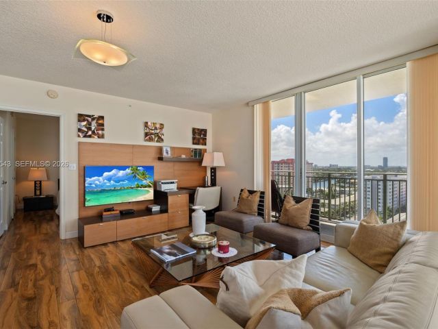 Продажа квартиры #1402 - фото 7498332