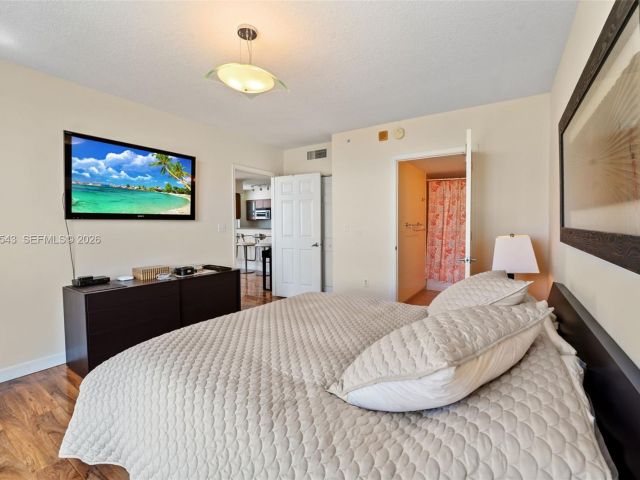 Продажа квартиры #1402 - фото 7498344