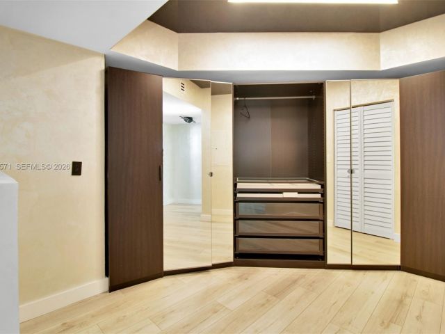 Квартира в аренду номер2002 - фото 7486571