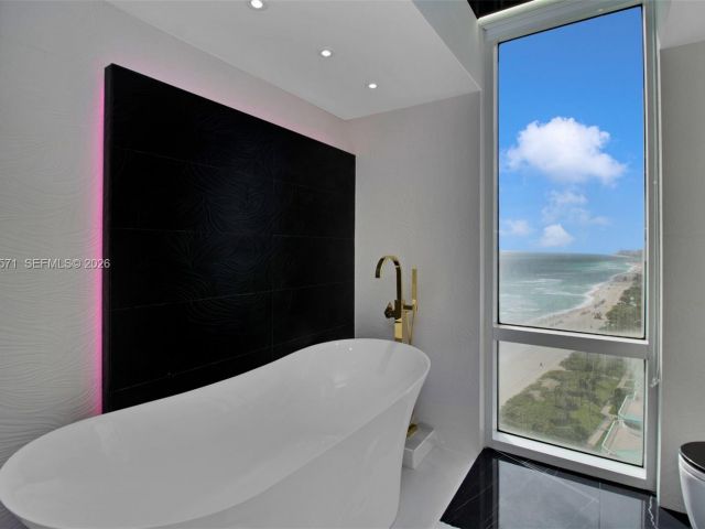 Квартира в аренду номер2002 - фото 7486573