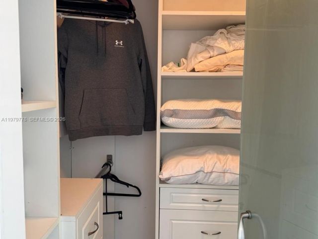 Продажа квартиры #2710 - фото 7486557