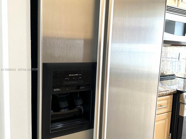 Продажа квартиры #2411 - фото 7495354