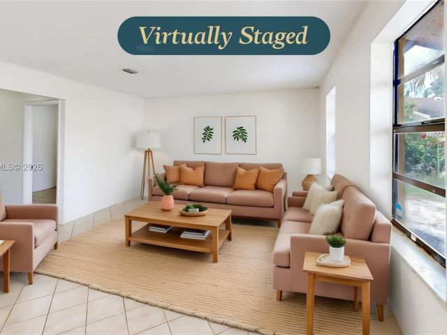 Продажа дома по адресу 1664 SW 2nd Ct - фото 7459446