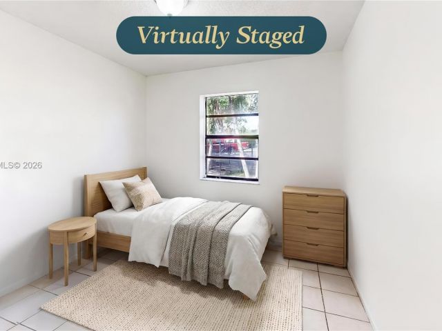 Продажа дома по адресу 1664 SW 2nd Ct - фото 7459459