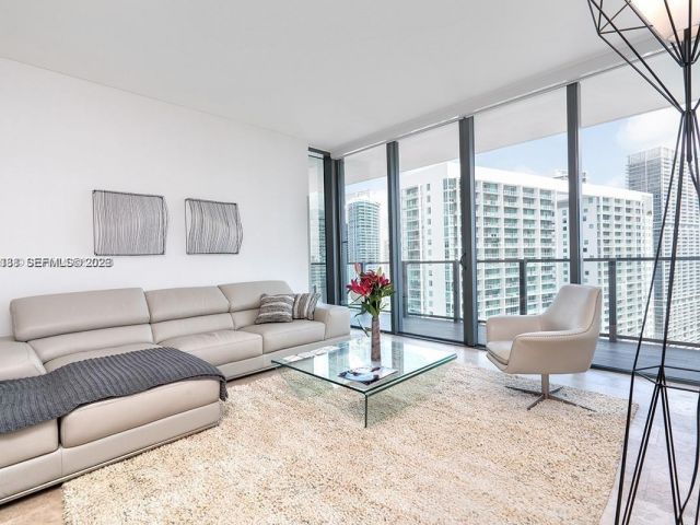 Продажа квартиры #2807 - фото 7509290