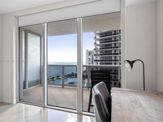 Квартира в аренду номер1406 - фото 7499477