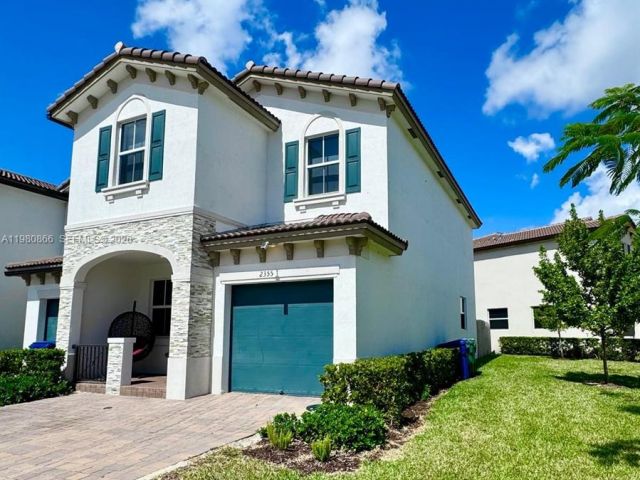 Продажа дома по адресу 2355 NW 125th St - фото 7527966