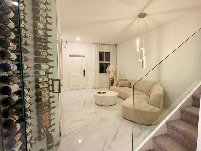 Продажа дома по адресу 2355 NW 125th St - фото 7527970