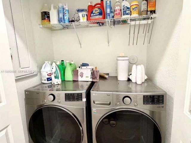 Продажа дома по адресу 2355 NW 125th St - фото 7527981