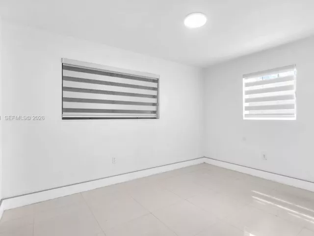 Продажа дома по адресу 1210 N 71st Ave - фото 7473230