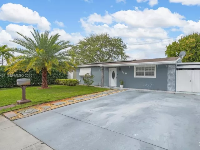 Продажа дома по адресу 1210 N 71st Ave - фото 7473219