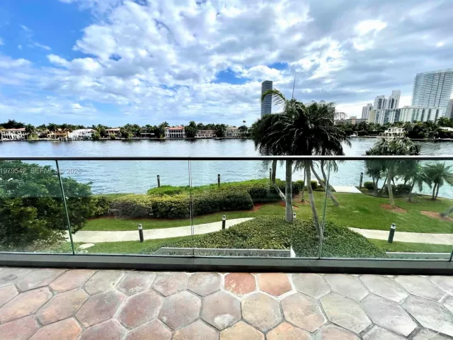 Квартира в аренду номерTH-5 - фото 7514065