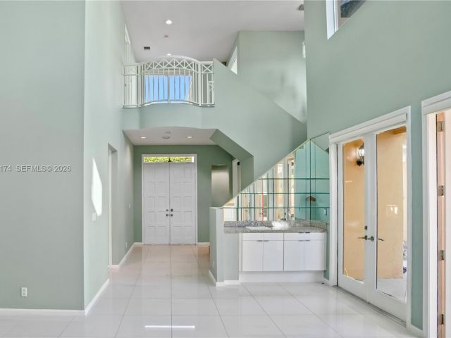 Продажа дома по адресу 3728 NE 208th Ter - фото 7476383