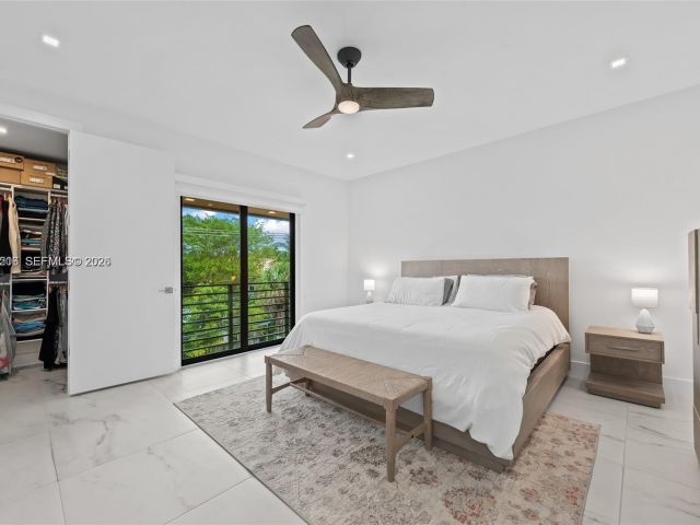 Дом в аренду по адресу 1056 N Victoria Park Rd - фото 7482008