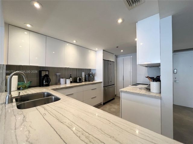 Квартира в аренду номерA-2044 - фото 7496177