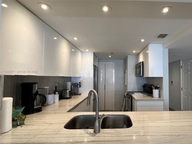 Квартира в аренду номерA-2044 - фото 7496178