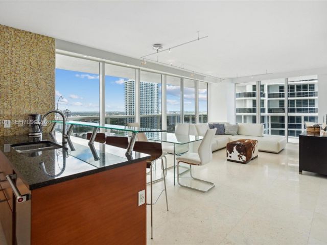 Квартира в аренду номер3008 - фото 7499411